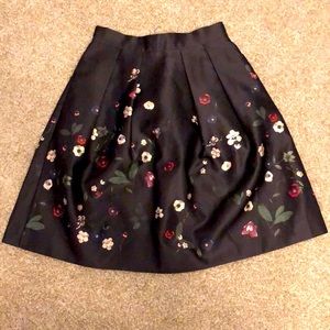 Gorgeous H&M Satin Black Skirt size 2/small or xsmall
